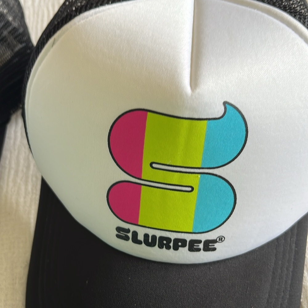 Two 7 Eleven Slurpee Trucker hats  🧢 - Picture 8 of 8